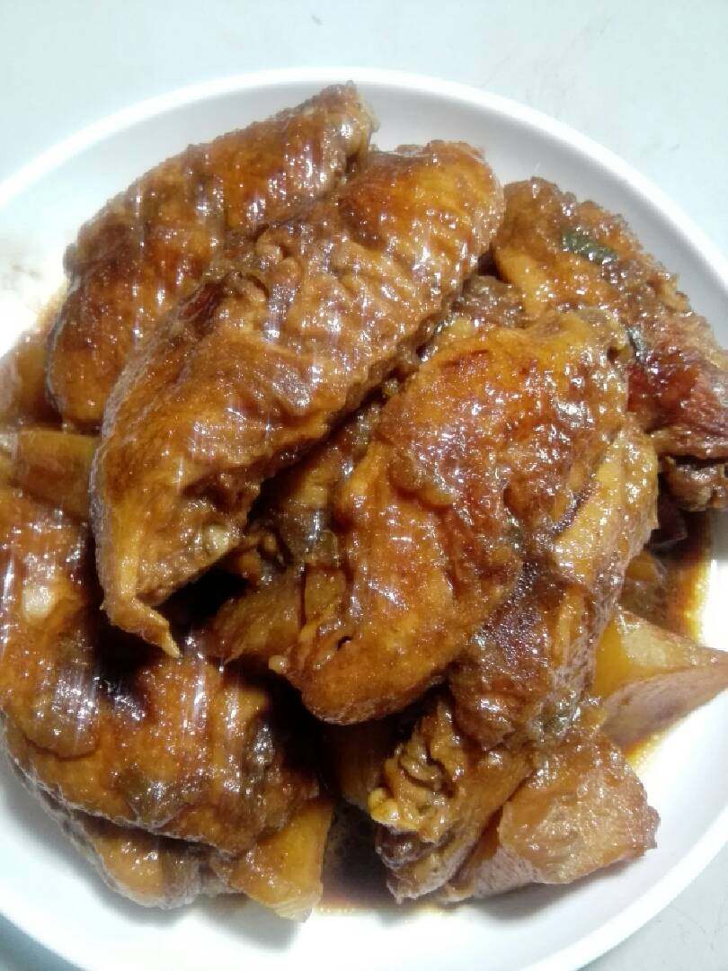 “鸡翅烧土豆”绅士私房菜