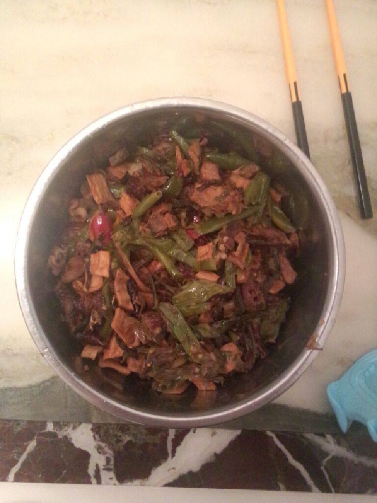 湘椒笋干豆角干炒烧鸭