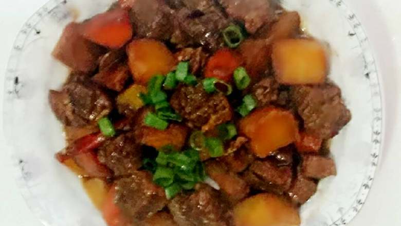 土豆炖牛腩