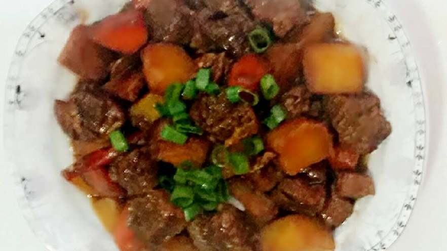 土豆炖牛腩