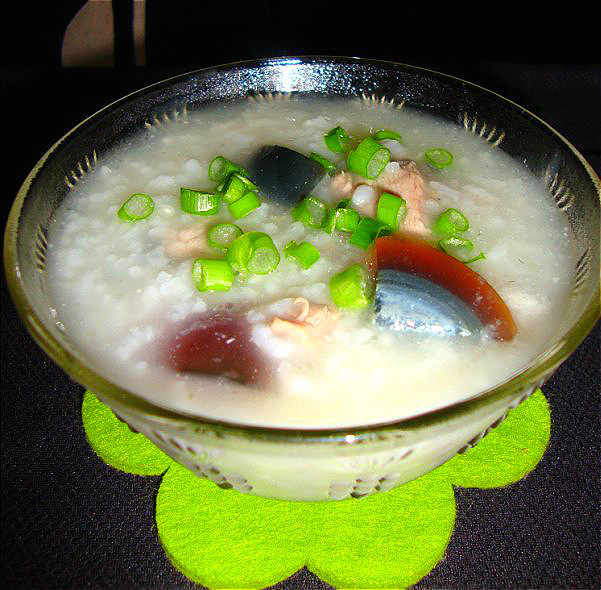 皮蛋瘦肉粥