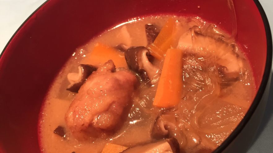 卷肉丸子蔬菜汤