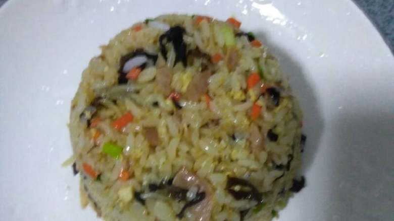 吻仔鱼炒饭