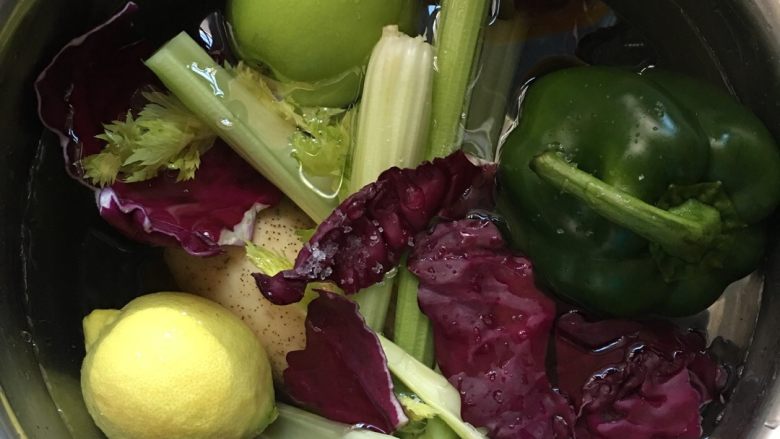 蔬果糊-19,把所有食材清洗乾淨