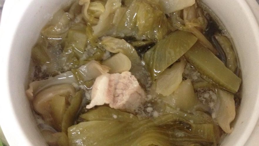 五花肉炖酸菜