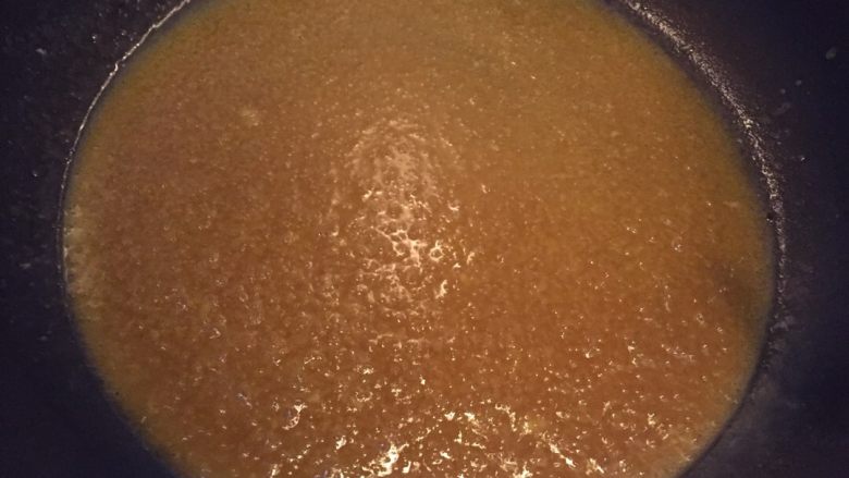 安其拉达酱汁(Enchiladas Sauce)-墨西哥菜,搅拌均匀,有小气泡开始沸腾~