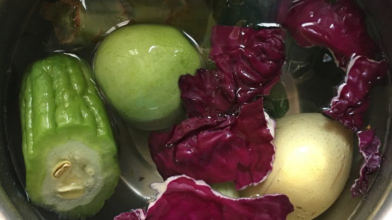 蔬果糊-23,先用淡鹽水浸泡所有食材約30分鐘,再清洗乾淨