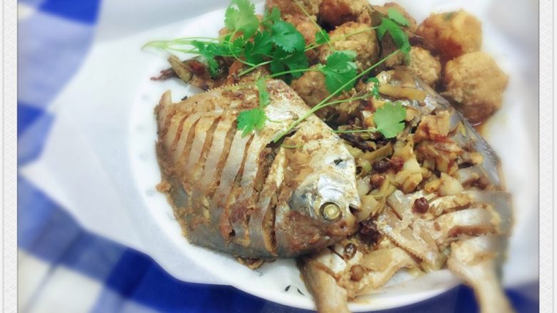 锋味纸包鱼(平鱼里的豆腐丸子),完美出炉啦…好吃的不要不要的👍原滋原味的鲜😍