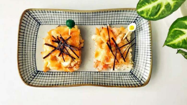 宝宝辅食:三文鱼鸡肉米披萨,开动,开动