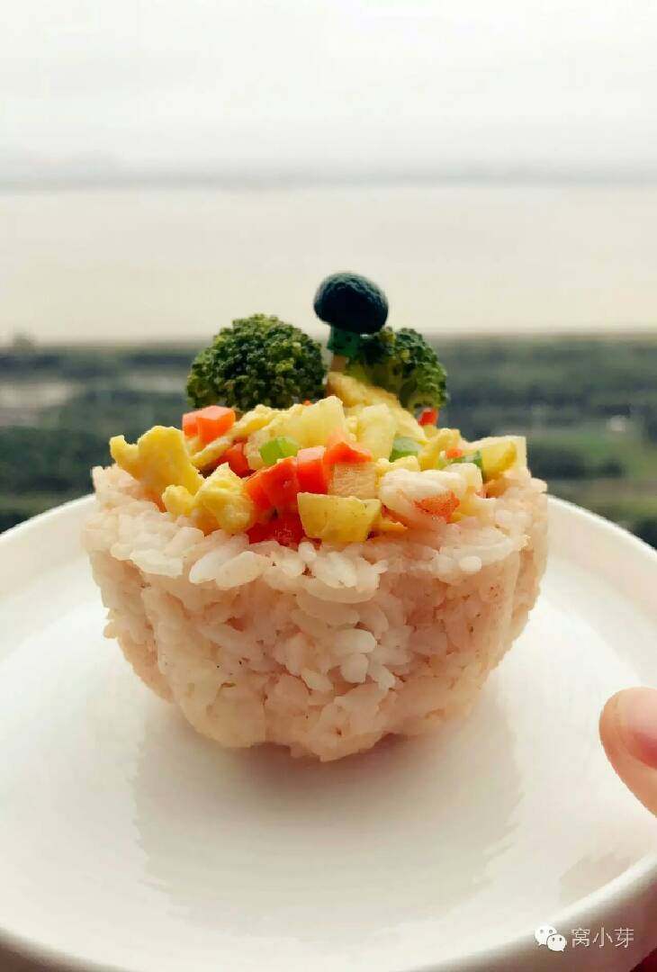 宝宝辅食:可以吃的米饭杯子,开始吃吧