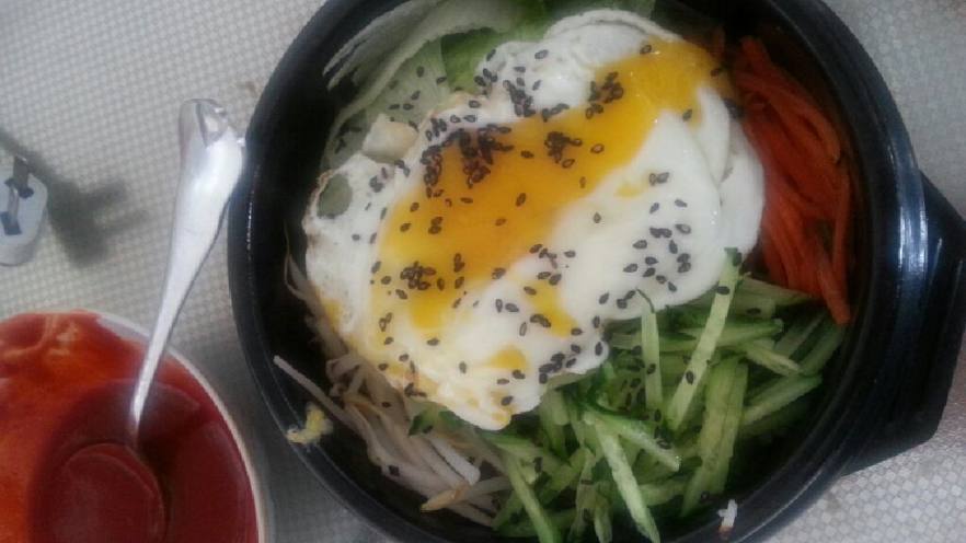 石锅拌饭