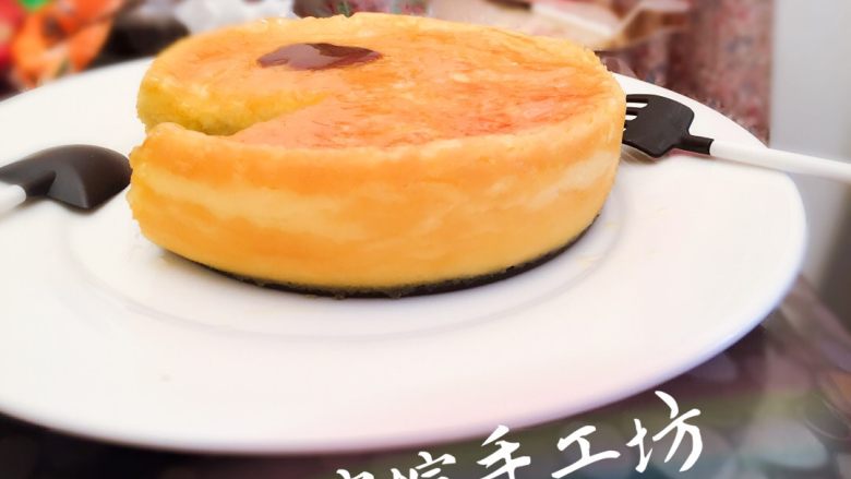 轻҉乳҉酪҉蛋҉糕҉🍰,剩下的放冰箱冷藏会更好吃😻