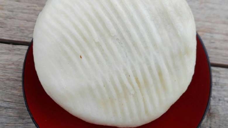 稀饭+青菜包子,刚出炉