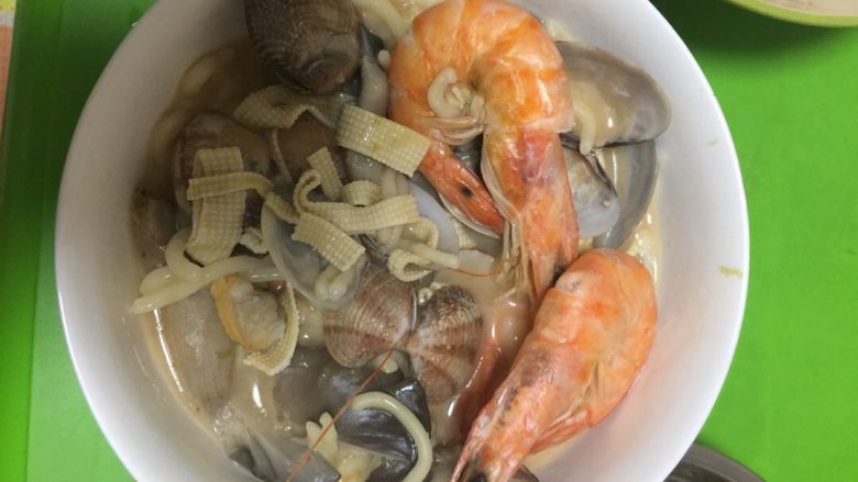 日式海鲜面