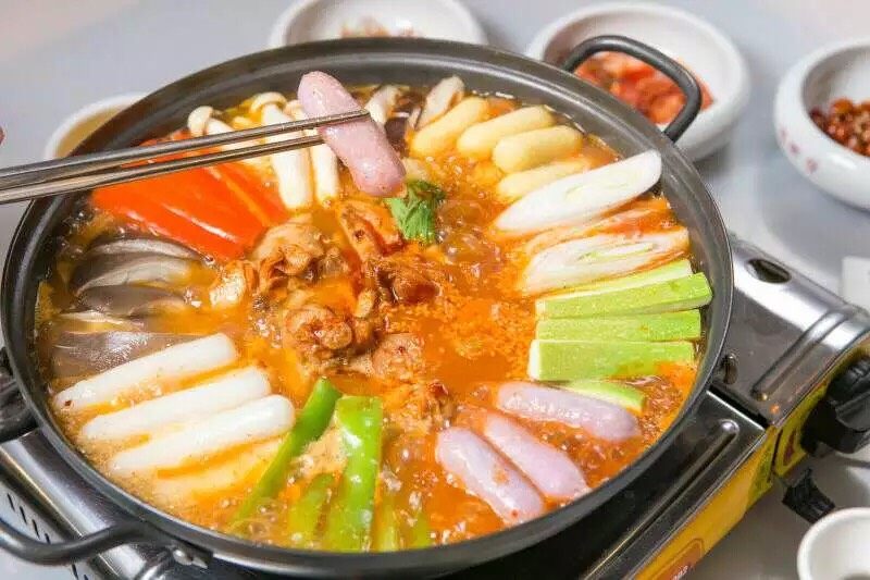 泡菜年糕火锅