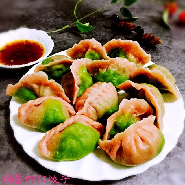 鸡蛋虾仁彩色饺子#有个故事#