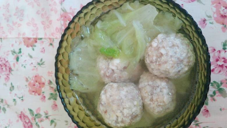 圆子白菜汤