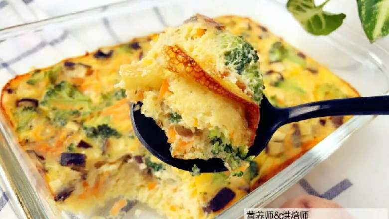 宝宝辅食:西兰花鸡肉烘蛋,一口好味道