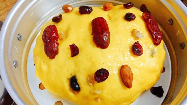 南瓜发糕,加入坚果