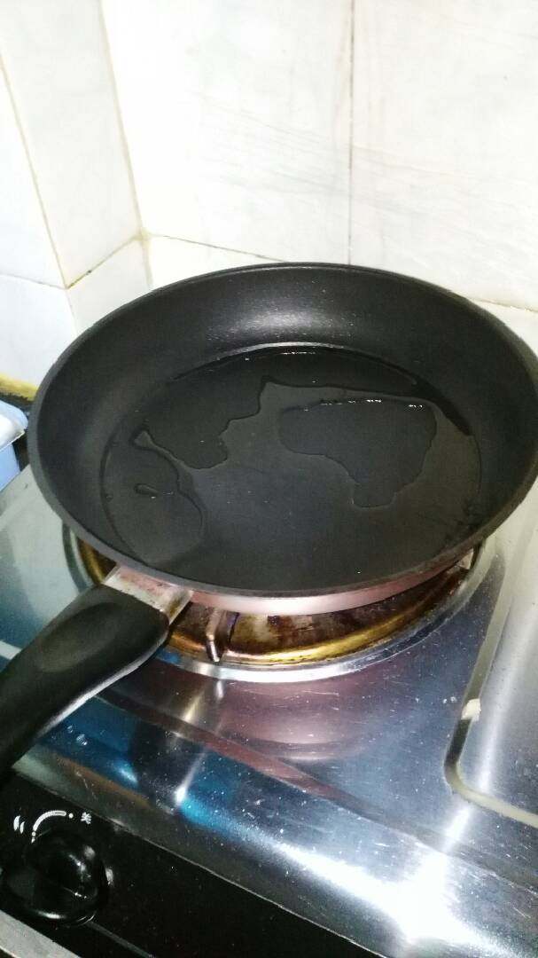 鸡肉番茄芝士焗饭,热油