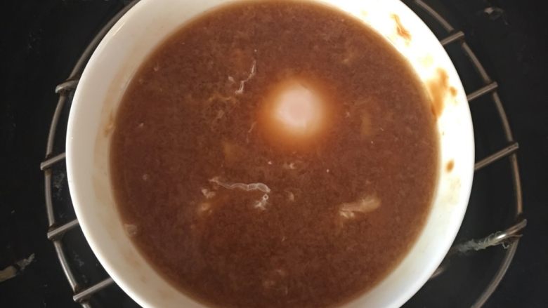 窩蛋燉阿膠,再燉10分鐘