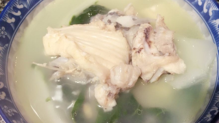 豆腐白菜鱼头汤