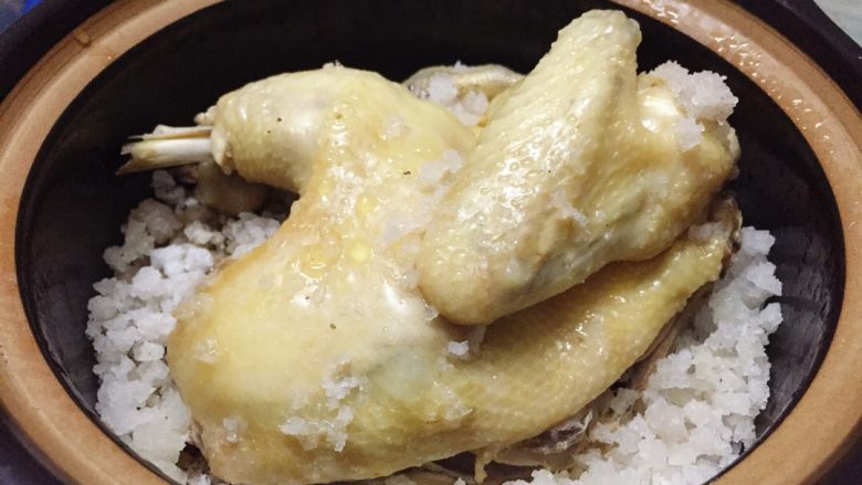 新手也能做出的美味盐焗鸡