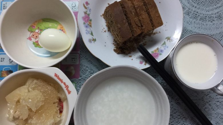松下PM-105面包机巧克力蛋糕,健康爱心早餐。