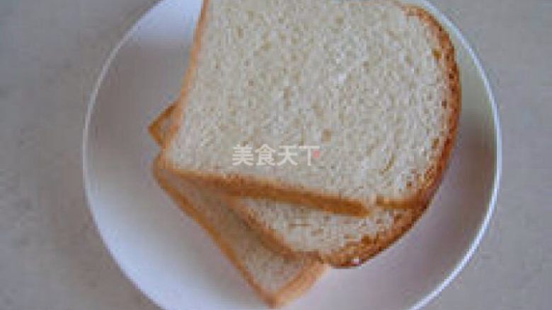 菜蔬小披萨,准备<a style='color:red;display:inline-block;' href='/shicai/ 585'>吐司</a>片(切厚一点,应为是小披萨)