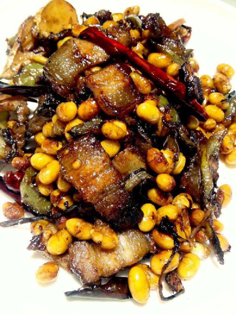 “辣炒黄豆五花肉”绅士私房菜