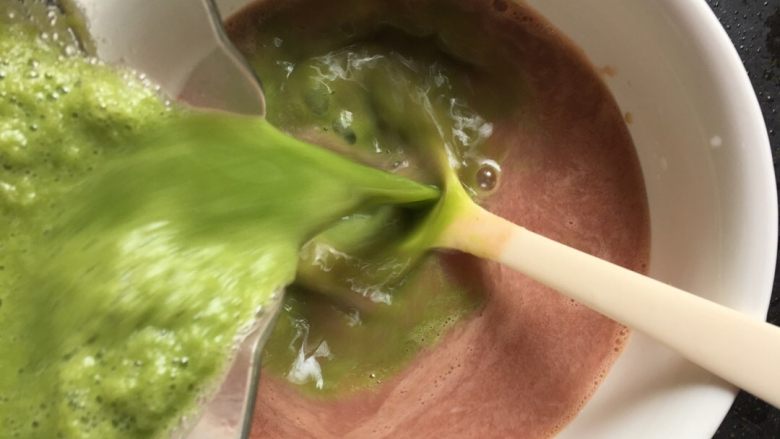 蔬果糊-70,把糊和汁混合在一起