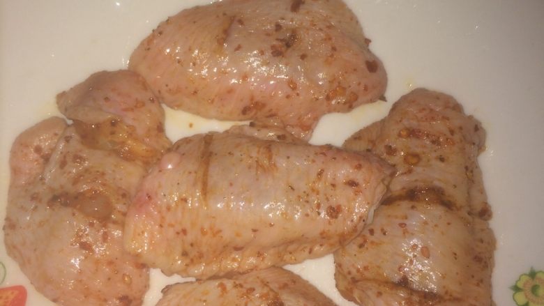 烤翅,调料包腌30分钟