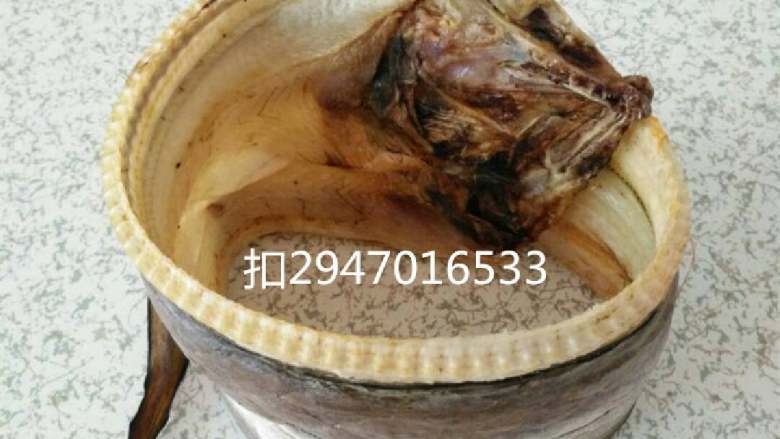 温岭松门鳗鱼 切条7-8干东海特产,注意,麻烦亲快递到要马上自己主动去拿.亲不要随时中差评鳗鱼是冷库里面拿出寄给你的.打开包装所以有的潮湿样子.我们是自己散包装.鳗鱼干是很新鲜淡的.我有真空包装放心购买