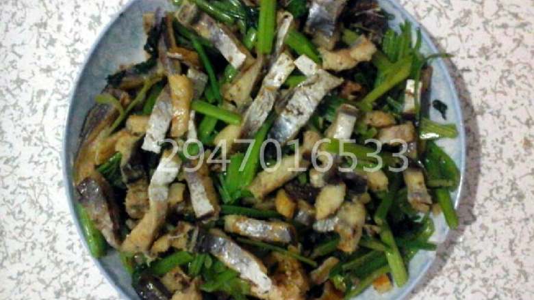 温岭松门鳗鱼 切条,鳗鱼炒近菜或者清登放大蒜头生姜