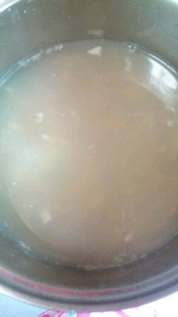 水晶蛋皮肉冻,值到感觉有点粘,