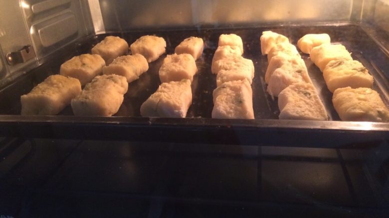 黄油牛奶提子酥