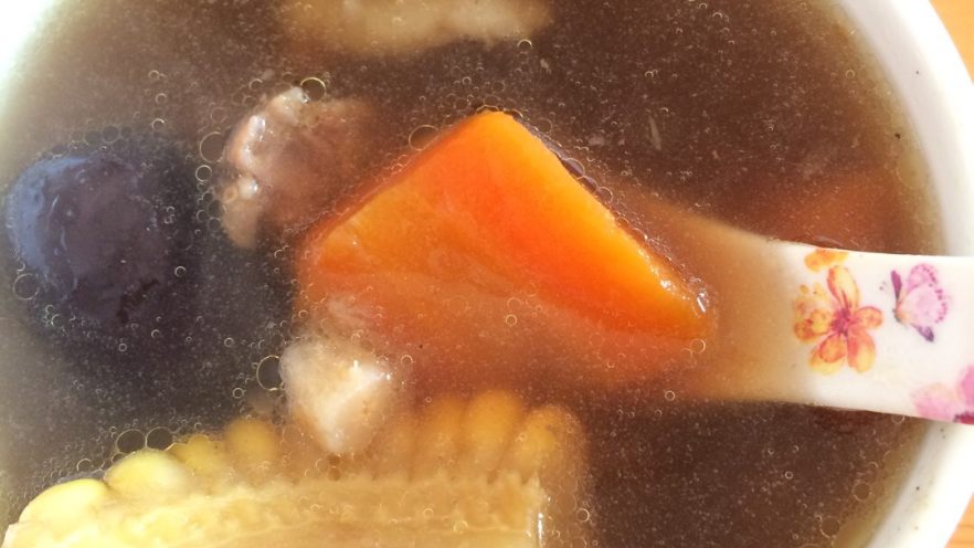 砂锅炖羊肉汤