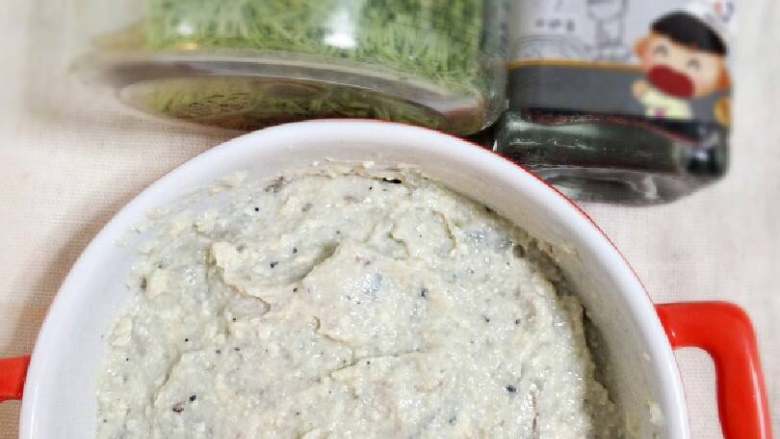 番茄虾面,放冰箱里冷藏20分钟，使其凝固定型