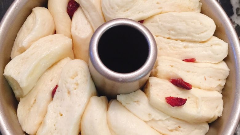 蔓越莓面包,二次发酵后成原来的两倍大