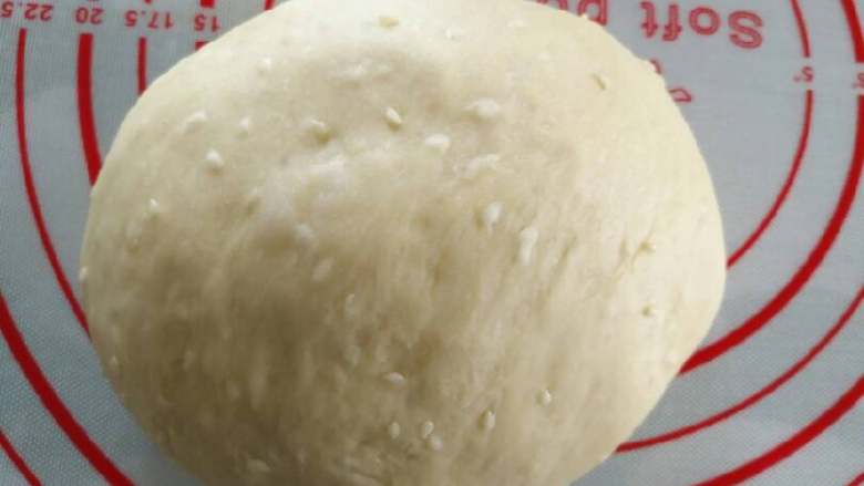 芝麻法包,揉成这样就可以取出