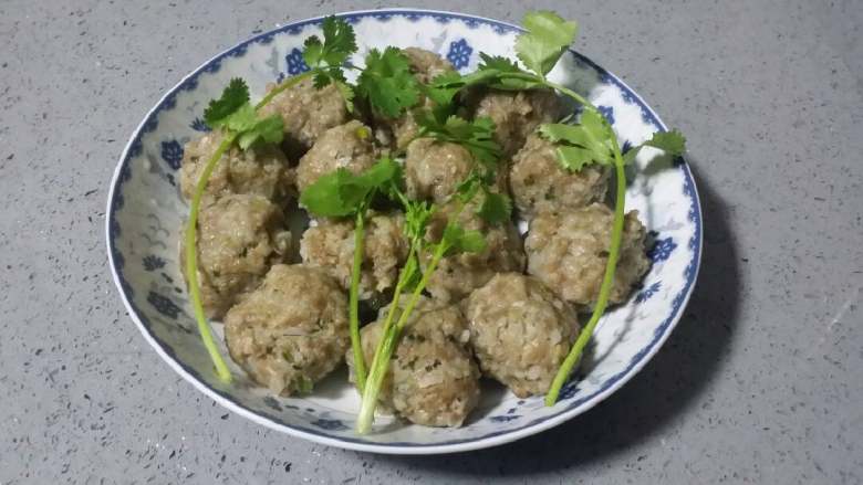 清蒸萝卜羊肉丸