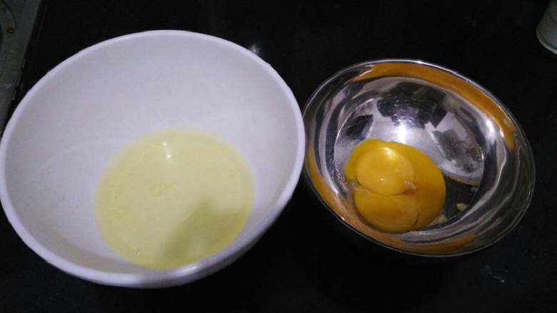 ≈奶油杯子蛋糕≈,蛋清,蛋黄分开