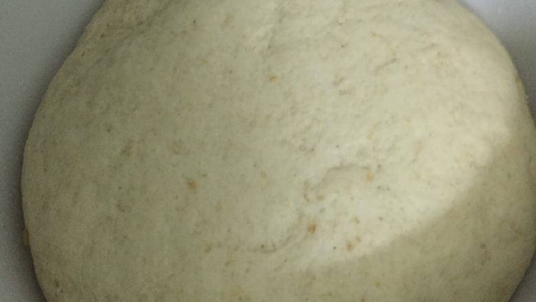 馒头,发酵一个半小时后最二次和面