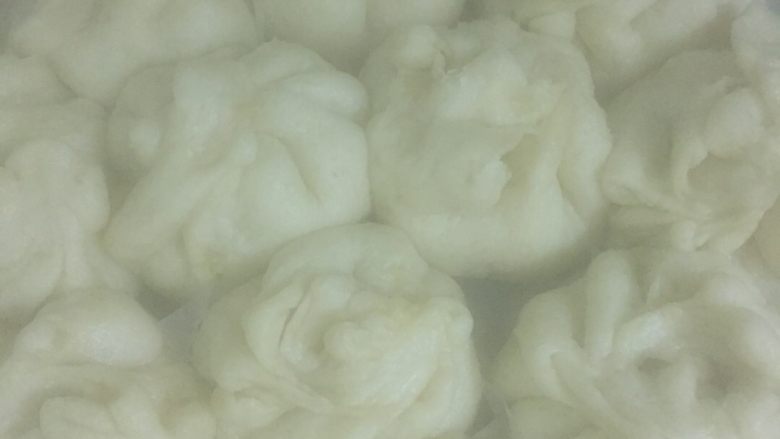 猪肉云茸红罗卜燕麦包