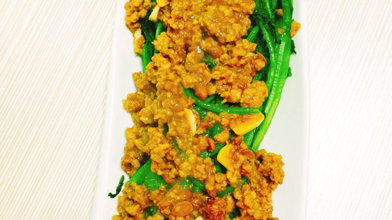 ※新手菜※酱茼蒿🌾,把煮好的酱汁浇在茼蒿上就可以了，很美很香...(,,•₃•,,)有木有！