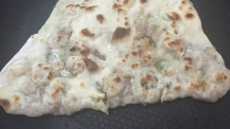 食在囧途-永康肉麦饼,还是中火