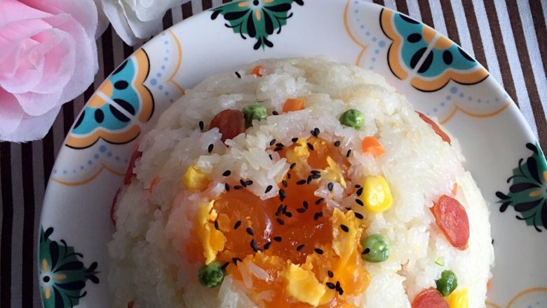 蛋黄肉松糯米饭
