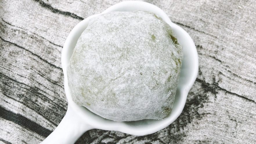 我不是青团，我是抹茶味雪媚娘。
