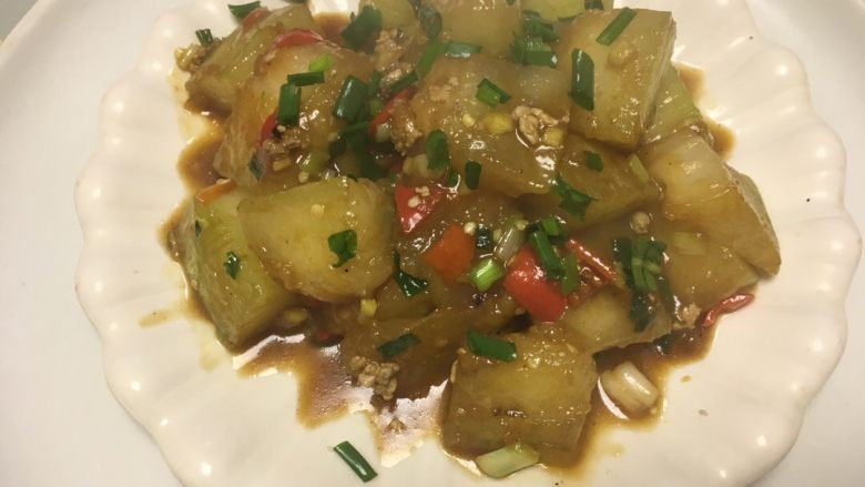 红烧冬瓜 下饭菜,装盘!请慢用!