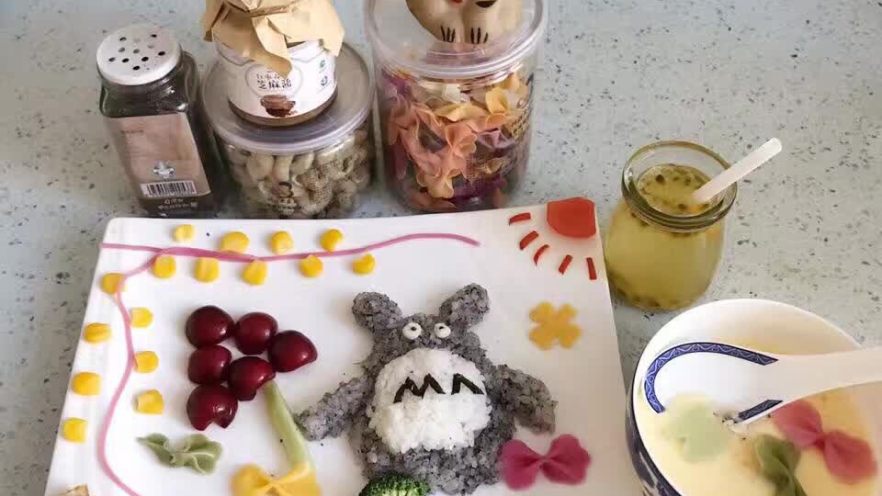 创意辅食---龙猫森林